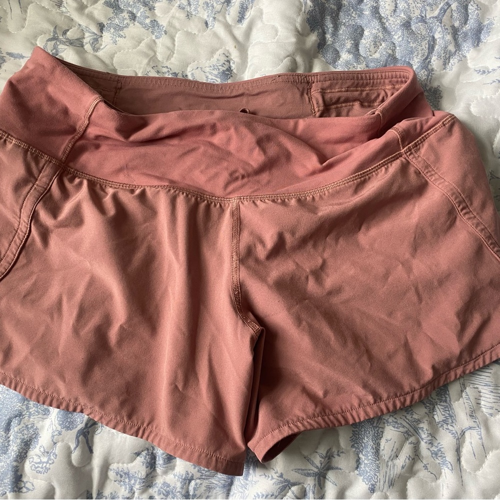 Lulu lemon Muave Pink Speed up Shorts size 4